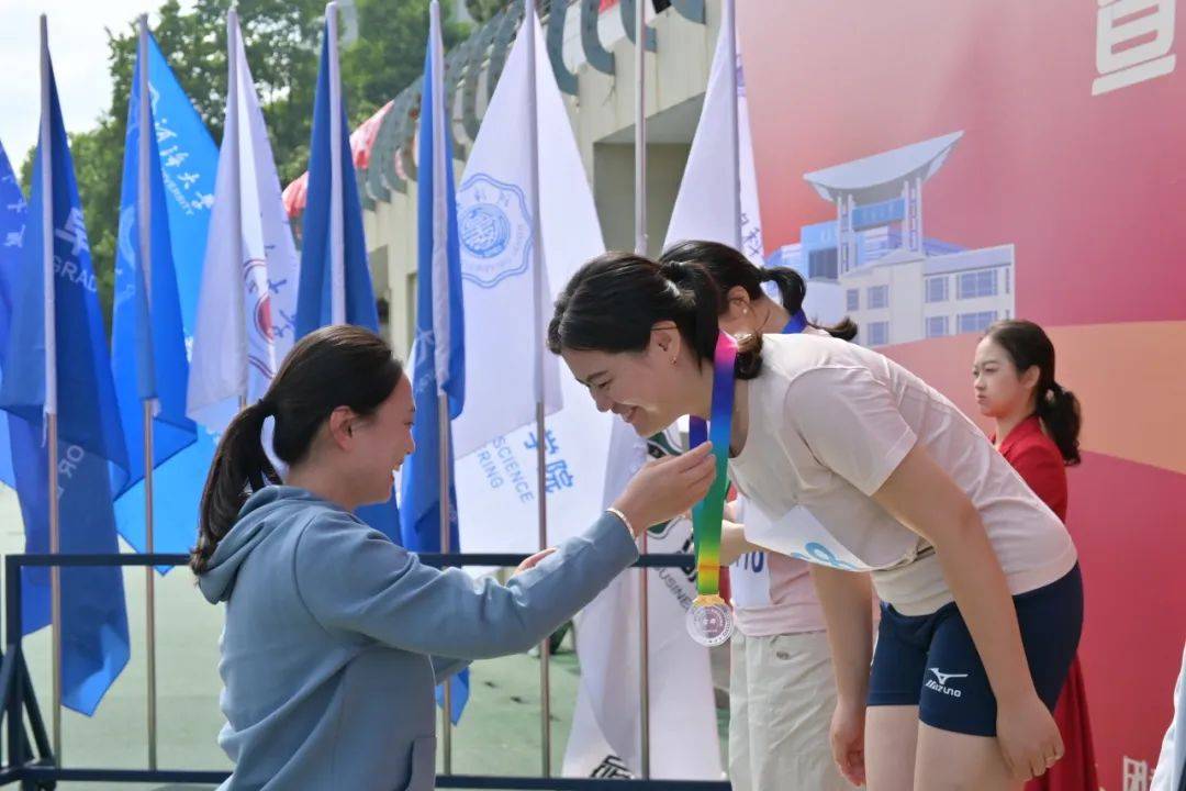 河海大学毕业证(河海大学毕业证书)