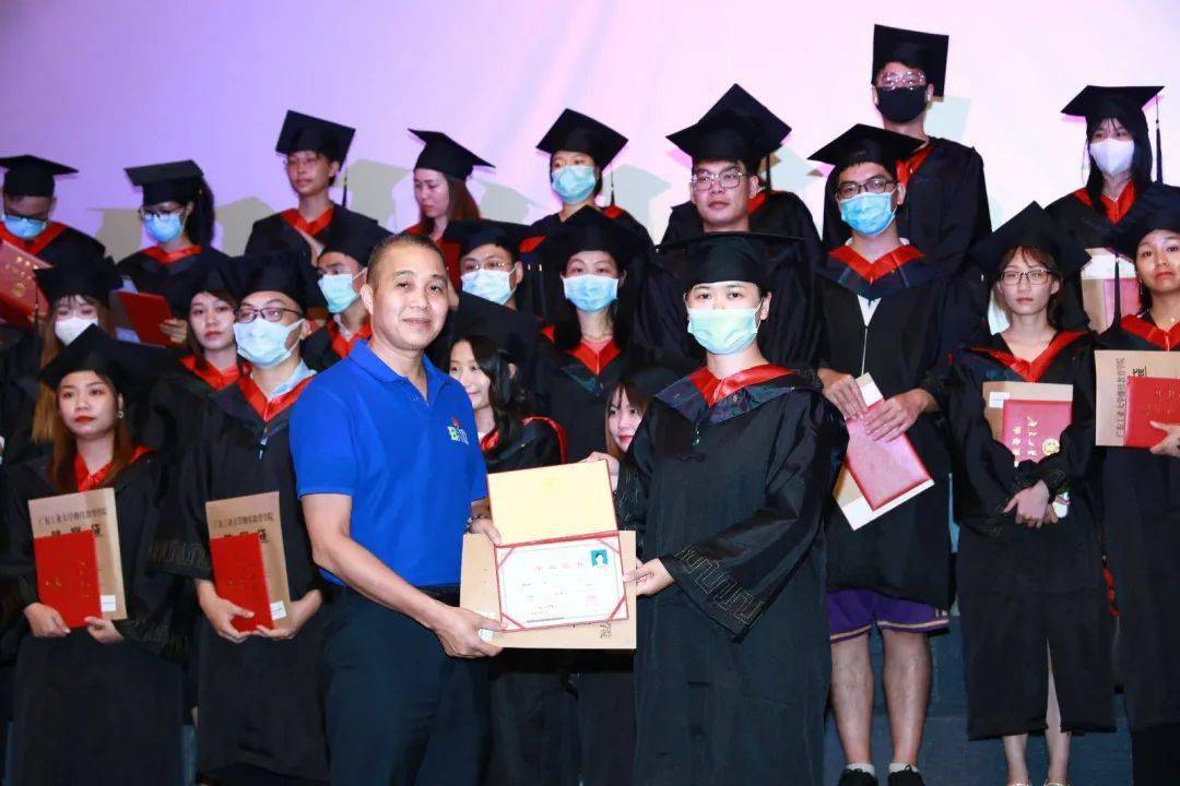合肥工业大学文凭(合肥工业大学本科毕业要求)