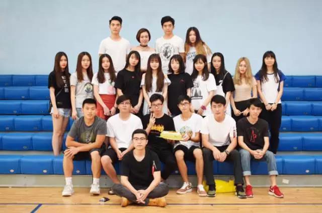 中山大学毕业证书图片